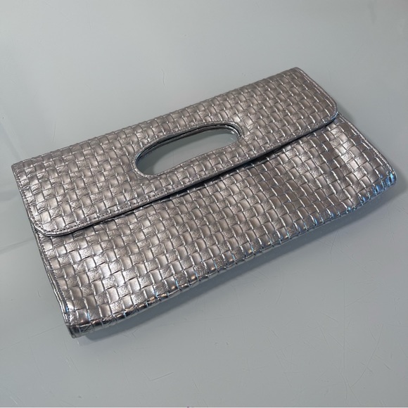 Source Unknown Handbags - PURSE | Sliver woven handled holiday statement large hand held clutch purse